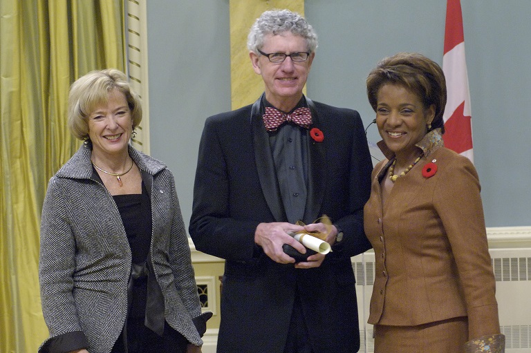 Brian McKenna accepting his award at Rideau Hall, 2007.