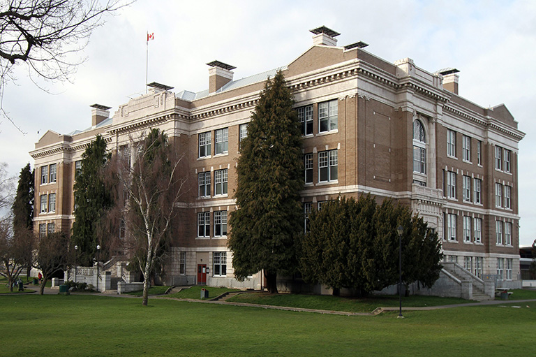 Victoria High School in Kanada