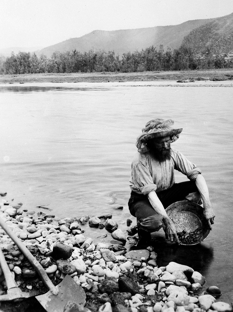 Reconsidering the Gold Rush - Canada's History