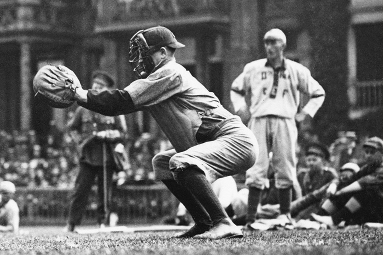 Babe Ruth with bat wearing Boston Red Sox uniform - 1919 Stock Photo - Alamy